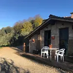 La Perla Tra Gli Ulivi *