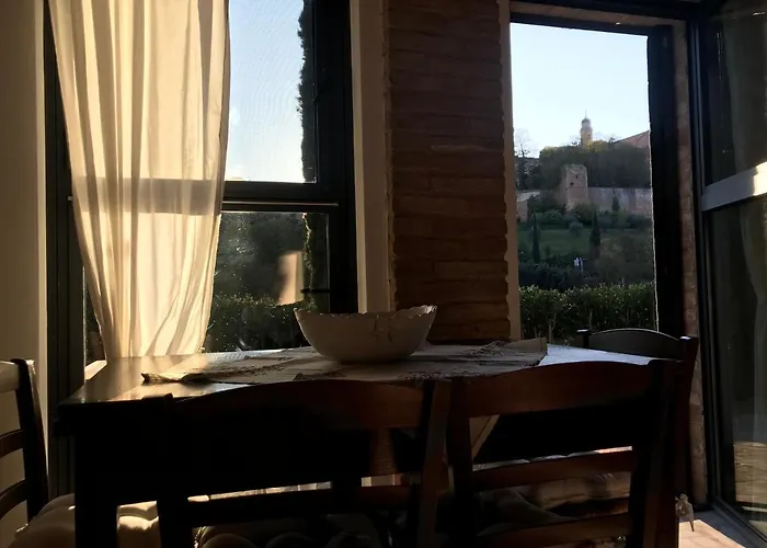 La Perla Tra Gli Ulivi * Σιένα